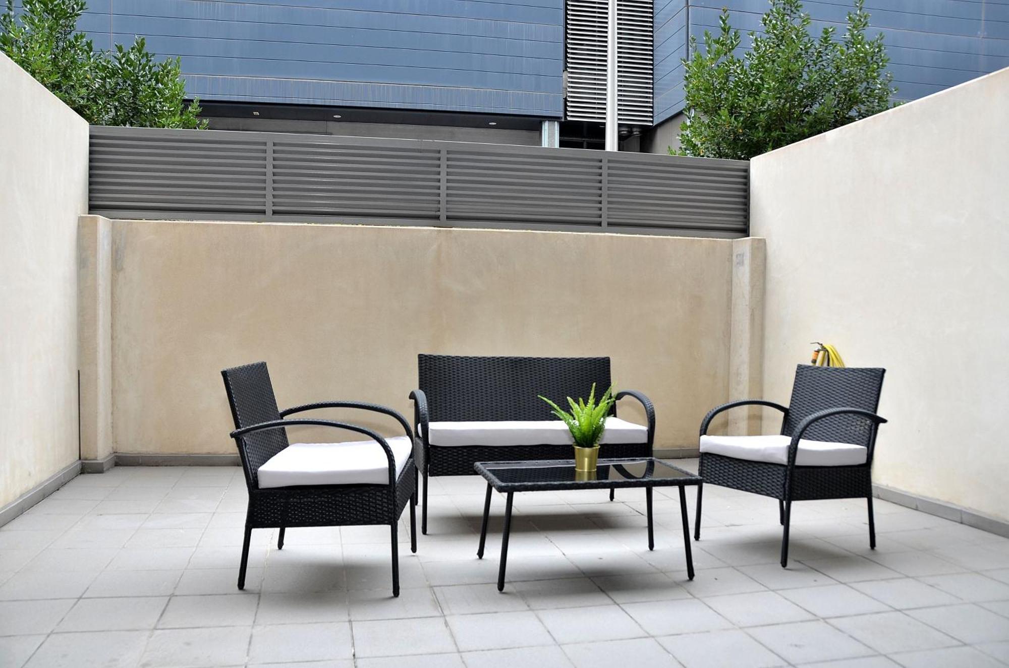 Oshun Sanchinarro Apartment Madrid Exterior photo