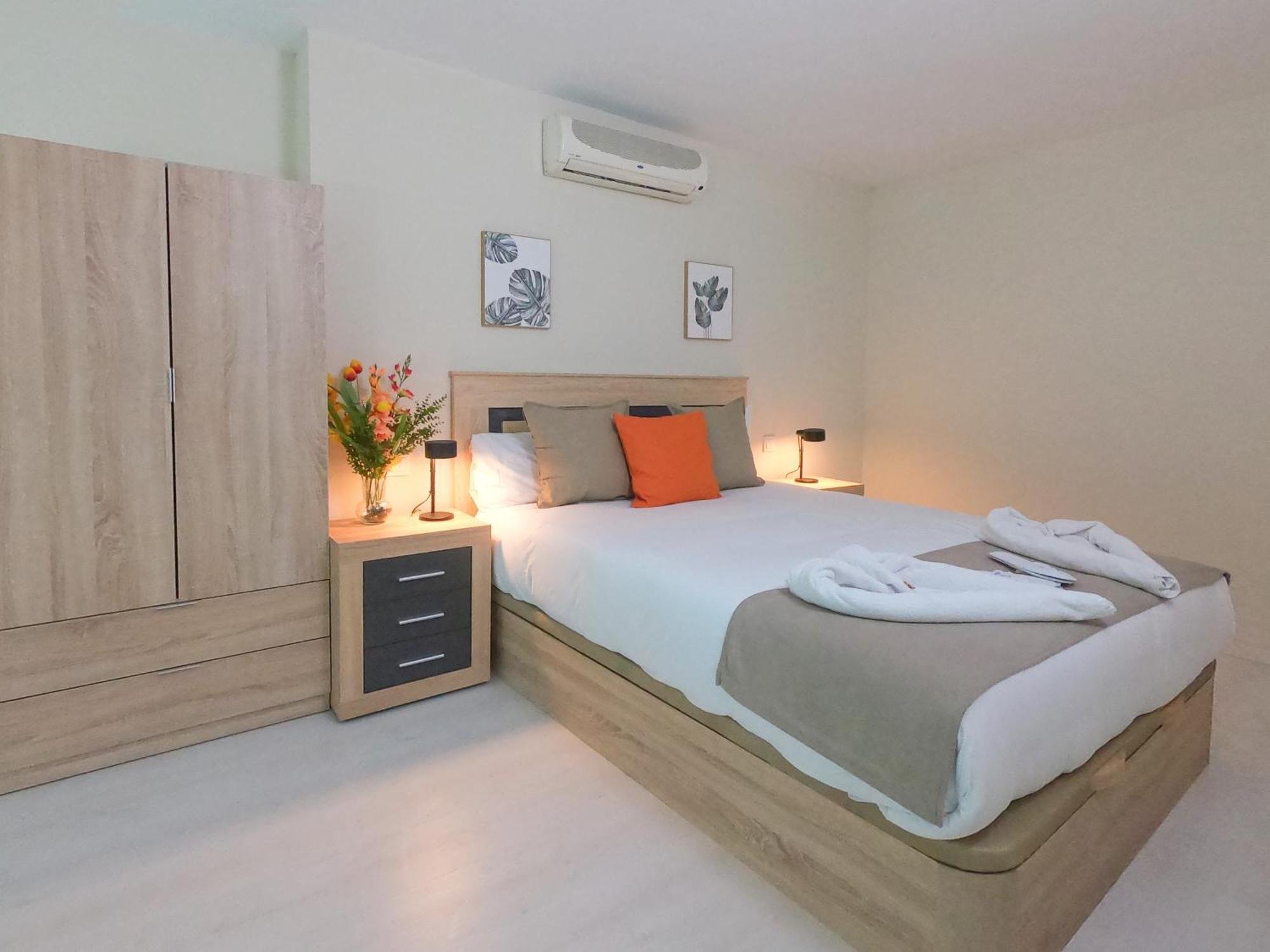 Oshun Sanchinarro Apartment Madrid Exterior photo